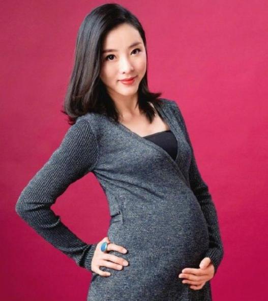 至今未婚的五位央视女主持人,14位央视美女主持人今昔对比