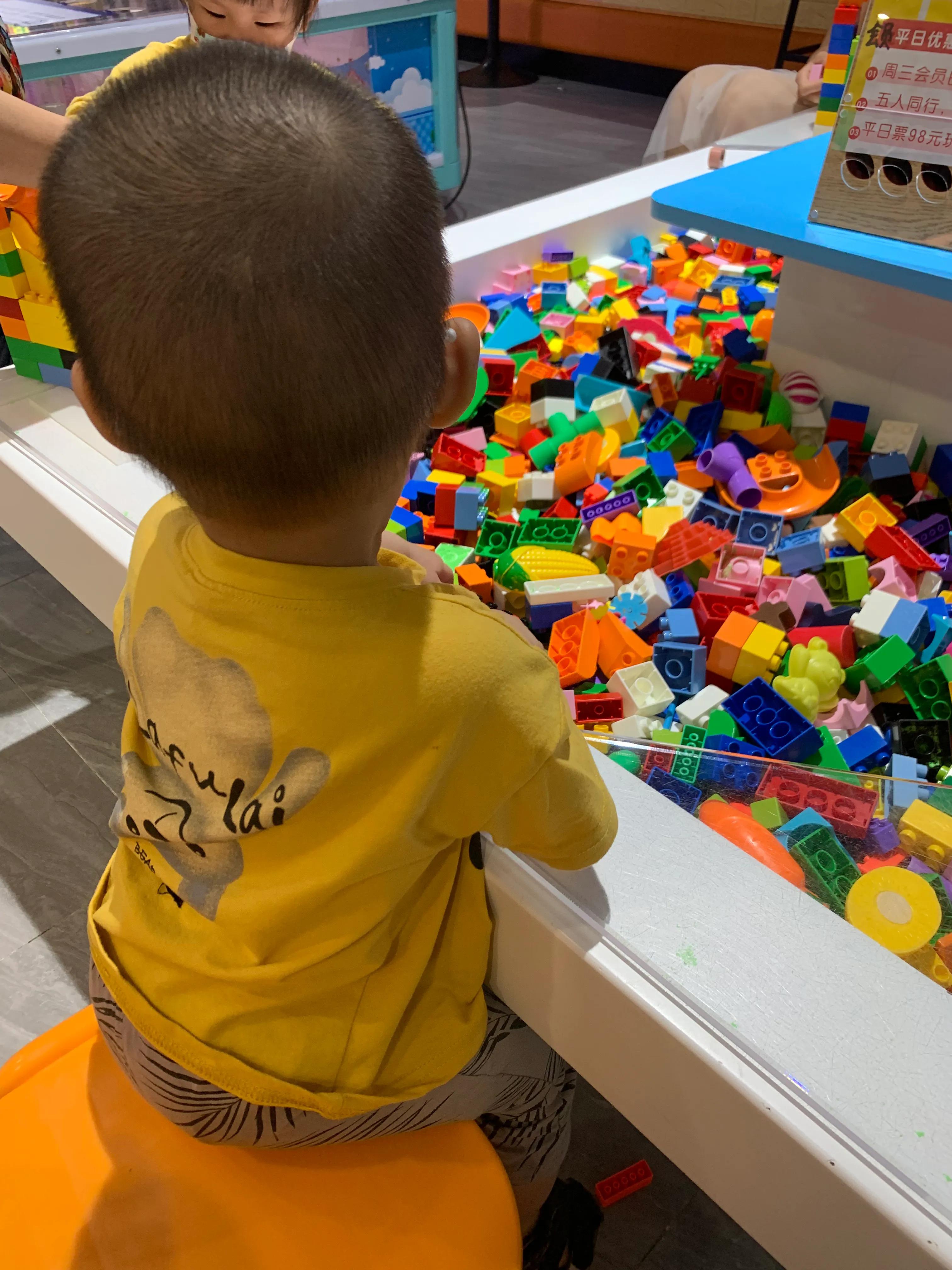 两岁女孩适合什么玩具,什么玩具更适合孩子