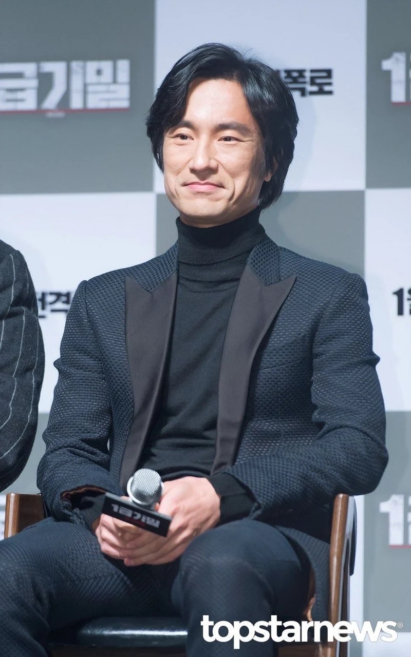 他10年无名期打工为生，出演热门韩剧爆火，坐地铁担心被认出挨骂