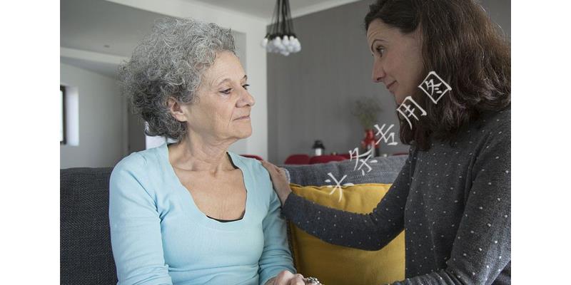 我和老公回老家养老,女儿打6个电话阻止,你才56就养老,我怎么办？