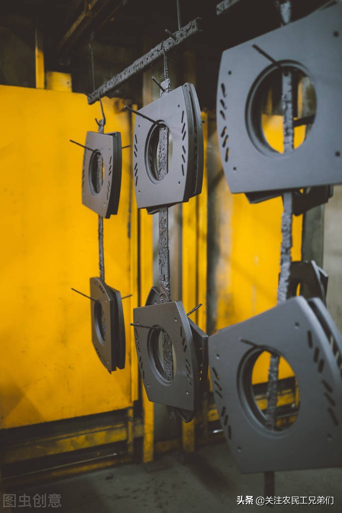 工资1800干了14天应该多少钱,工资8000-12000的喷漆工