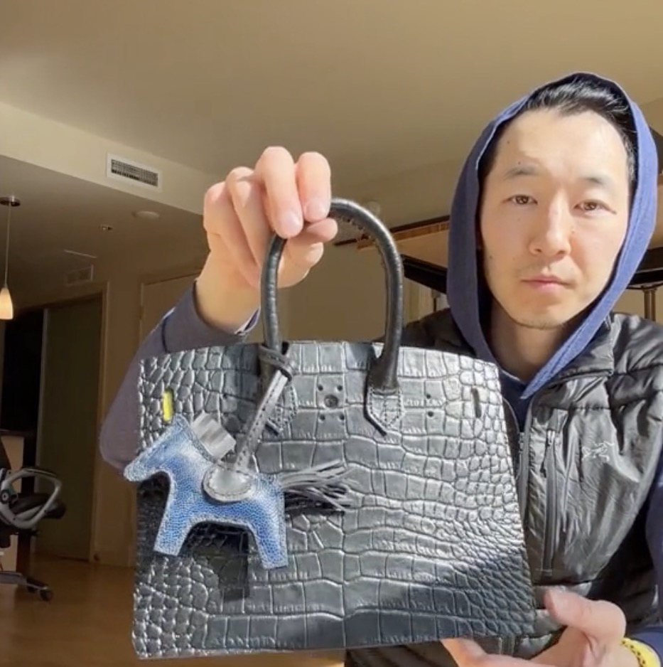 小哥做手工给女朋友送礼物,亚裔小哥自制asmr