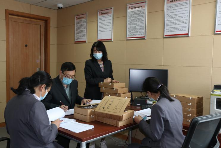 银行人的一天|广发银行“兰台人”的日常