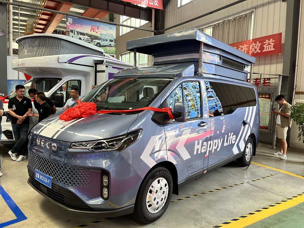 齐星v362升顶房车软升顶,齐星v363升顶房车软升顶