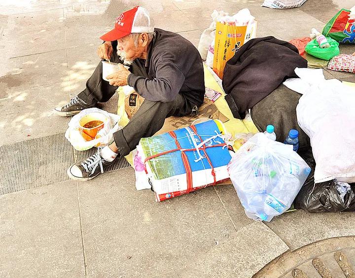 铁路部门给老人的五个福利,铁路局对60岁老人有什么新规