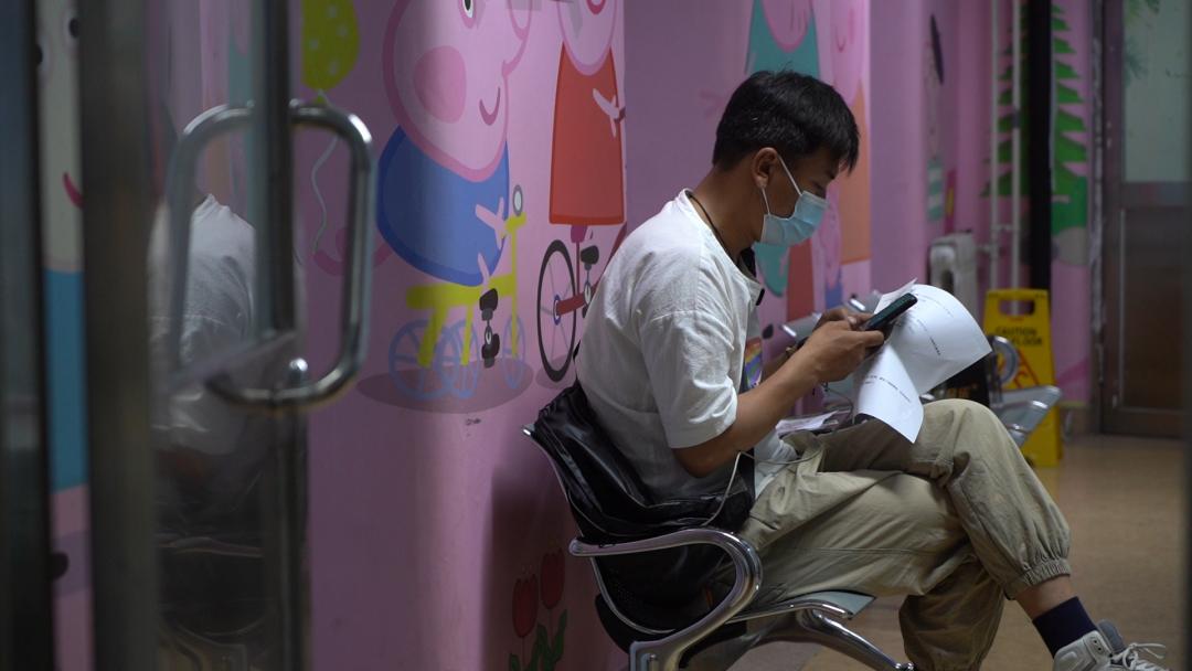 疫情时期的跑腿小哥,疫情期间北京的快递小哥