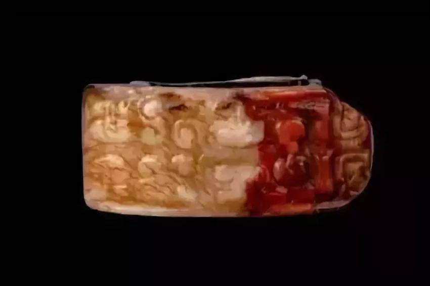 浅谈——鉴别古玉沁色