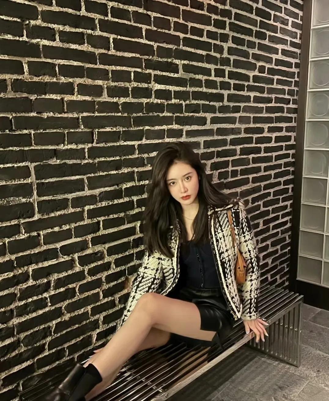 nba主持人美娜生活照,天津主持人美娜个人资料