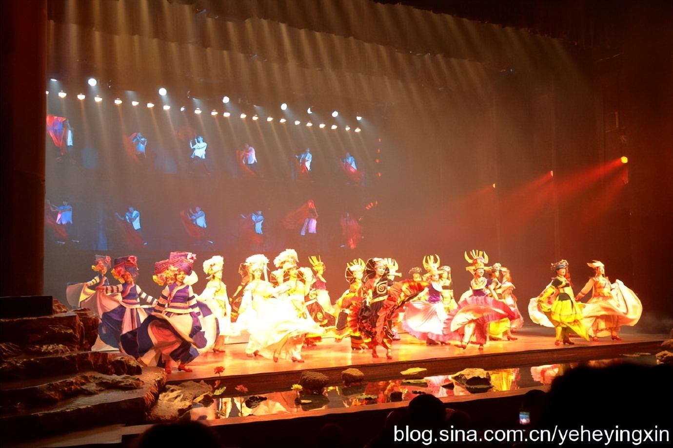 丽江丽水金沙表演好看吗,丽水金沙民族歌舞表演