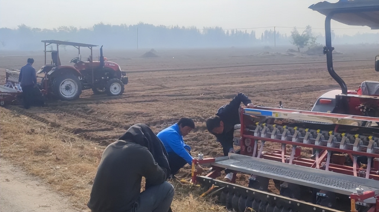 温馨提示疫情期间少出门,疫情防控减少外出温馨提示