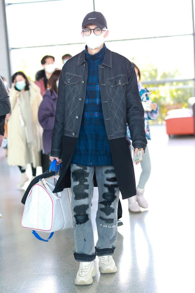 男士宽松大衣怎么穿搭好看,男士大衣搭配衣服技巧