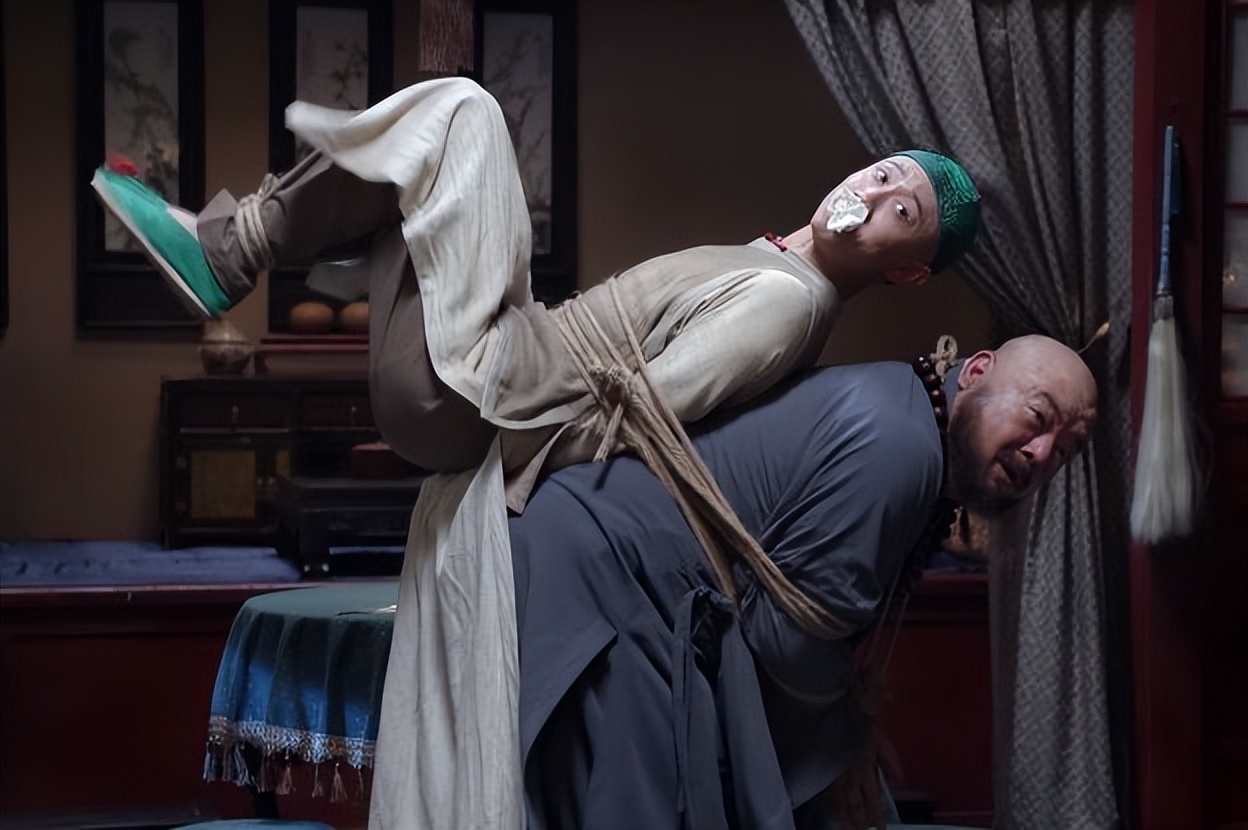 难以超越的13个经典角色,新旧对比15位毁经典的辣眼睛角色