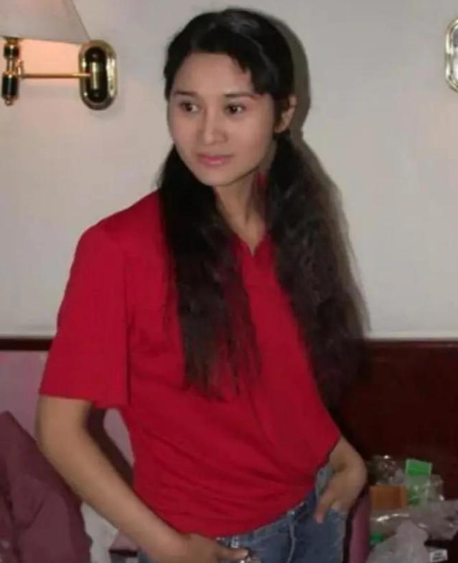 03年张钰,张钰早期照片