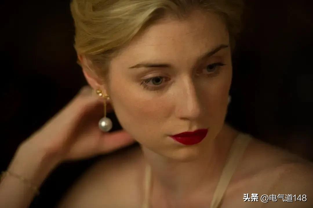 elizabethdebicki鑴稿瀷鍥剧墖,elizabethdebicki澶氶珮