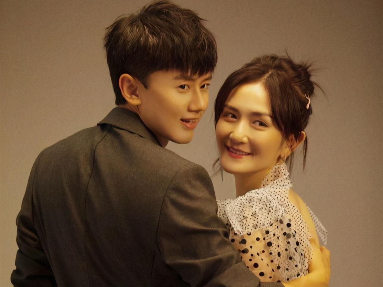 刘烨一夜难眠现状,用酒麻痹自己电视剧