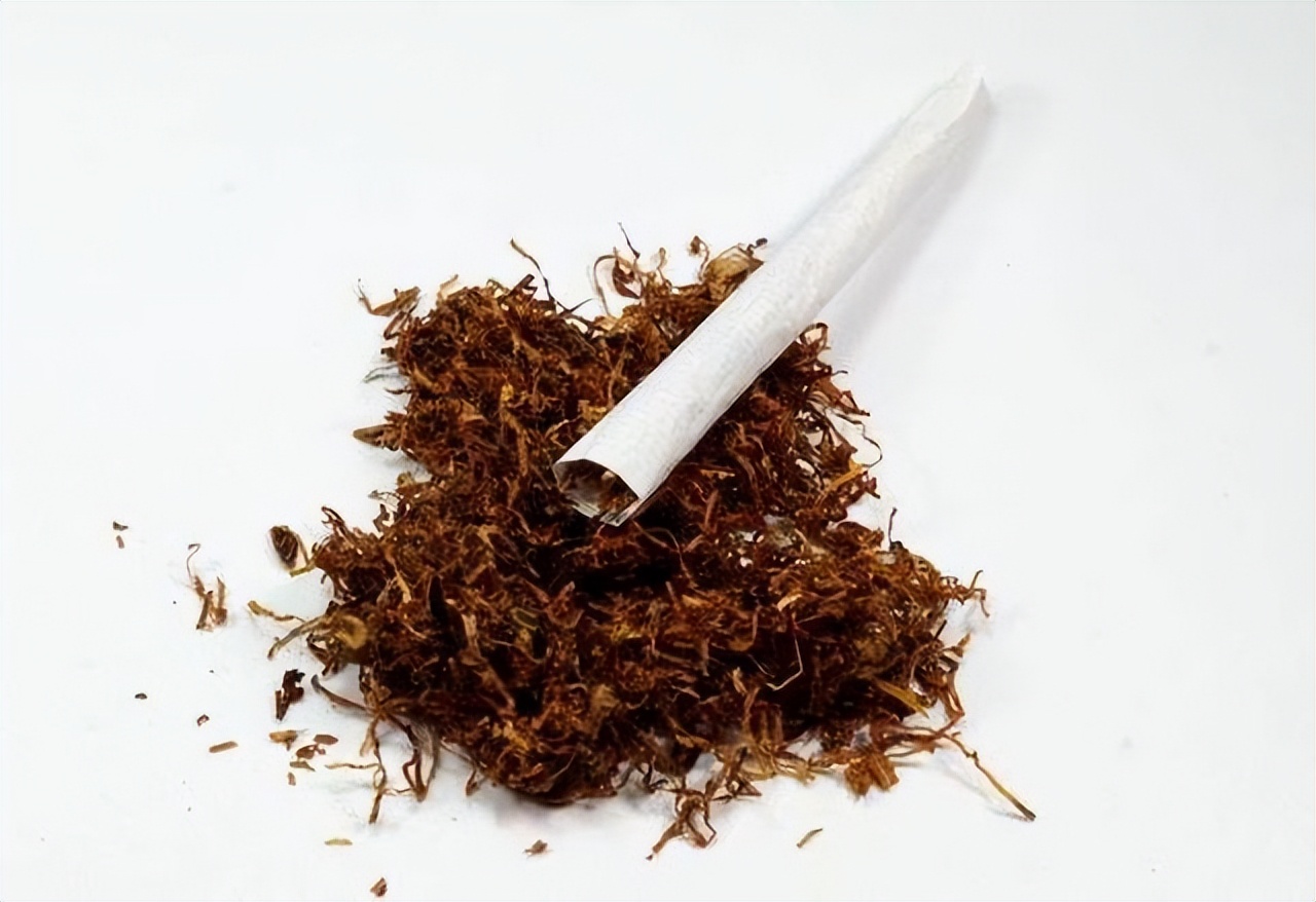 这六种香烟尽量不要抽了有害健康,吸烟人注意了几种烟列入黑名单