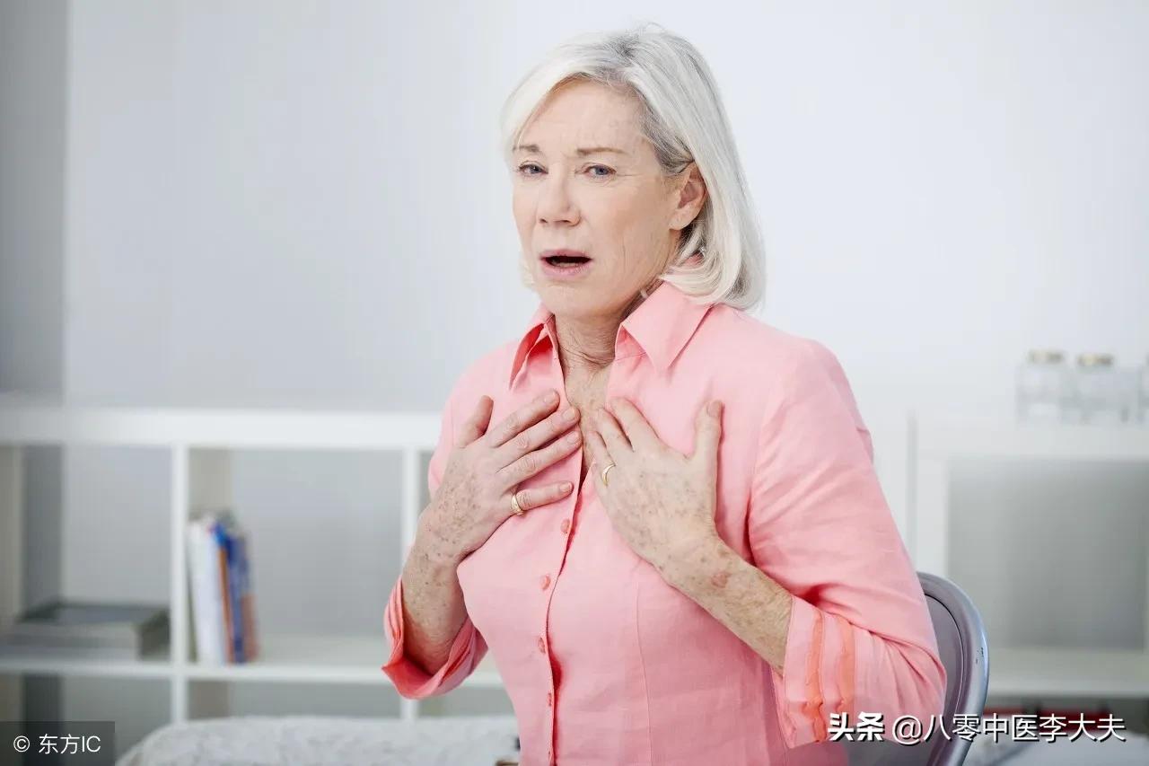 月经量少颜色暗沉吃啥药月经不调,月经量少手脚冰凉中医调理处方