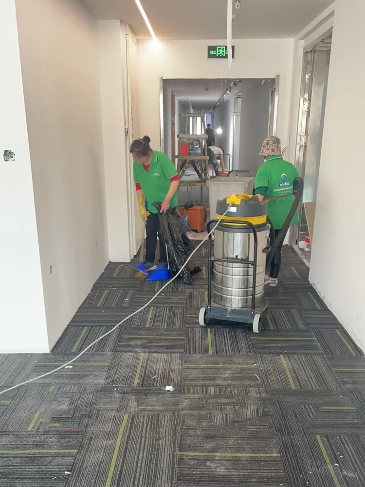 鏃犻敗鍦版骞叉礂,涓撲笟鍦版骞叉礂鍥㈤槦