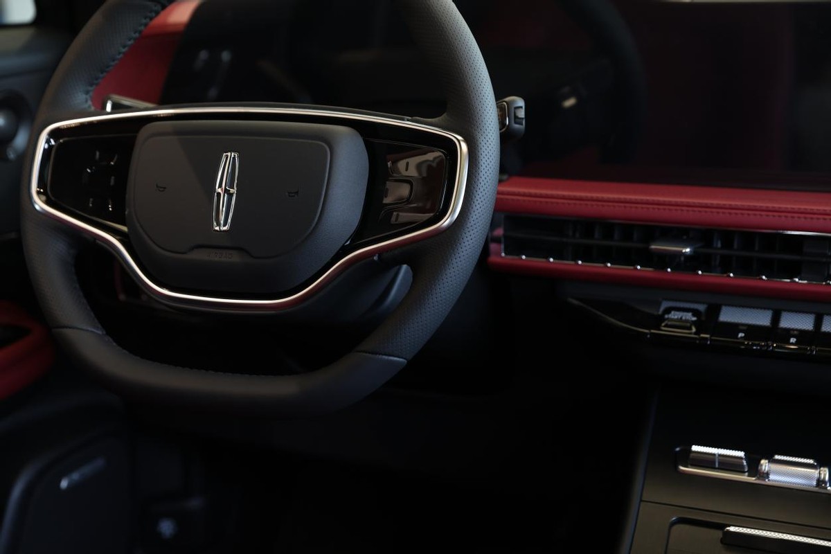 全新林肯冒险家LincolnCare+，驾驶者的明智选择