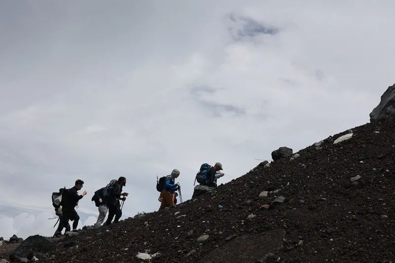 日本游客富士山,日本实拍富士山