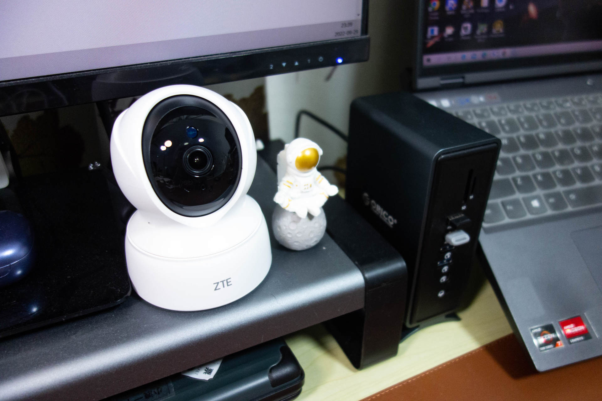 不开灯也能看得清，中兴小兴看看云台2.5K版摄像头体验