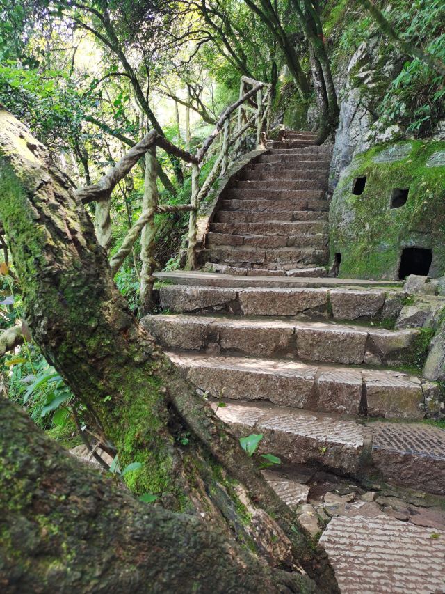 云南旅游攻略昆明旅游攻略,云南昆明旅游攻略