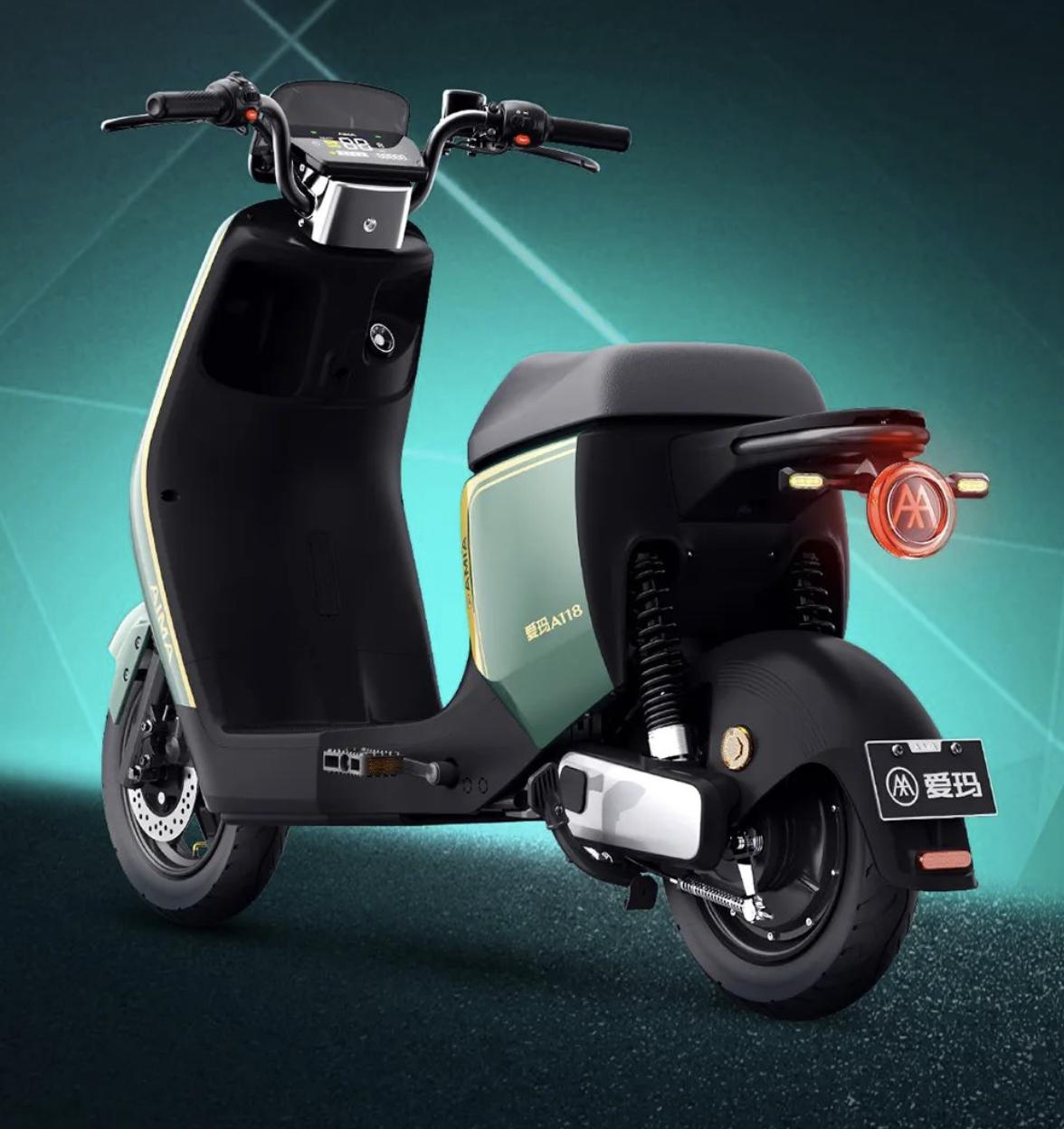 爱玛200公里续航电动车测评,爱玛电动车a118运动版评测