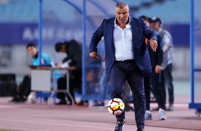 宁缺毋滥，足球报提了八个刻不容缓。不同论调，咱有补充