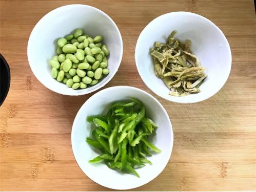 第一次吃牛蛙要注意什么,牛蛙怎样做肉质才紧实