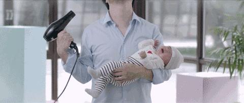 宝宝爱发脾气父母该如何应对,宝宝经常哭闹育儿建议