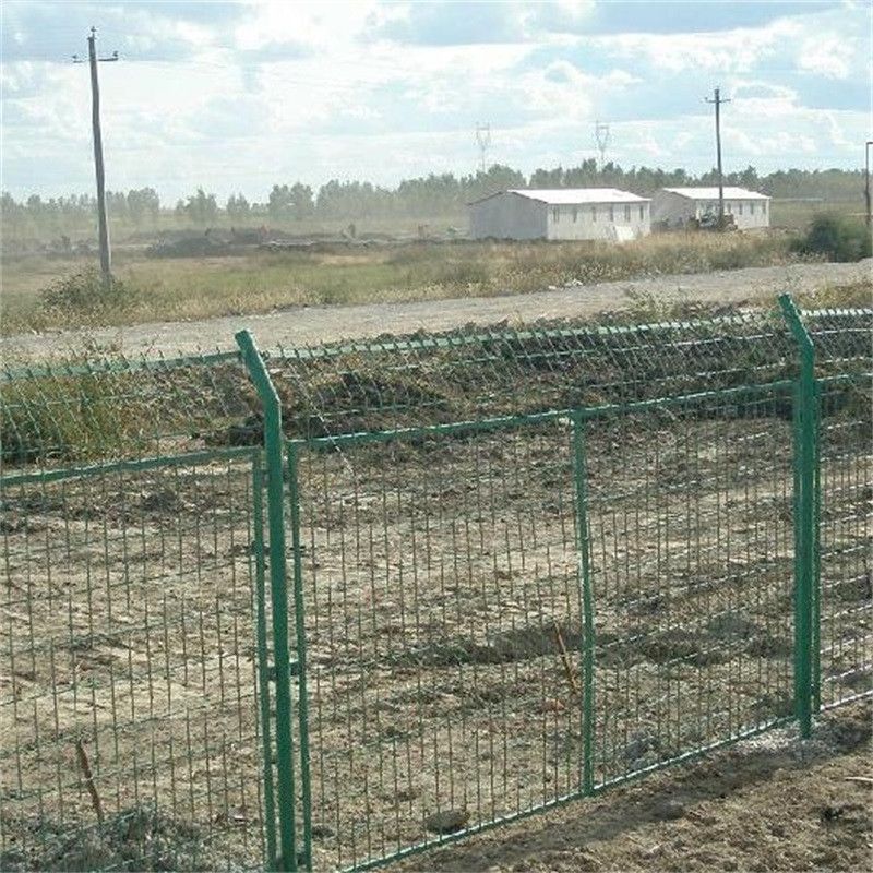 养殖护栏网用途,养殖场地护栏网