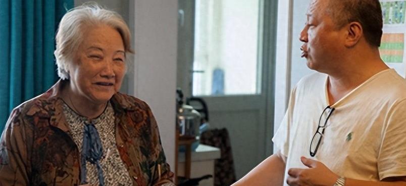 她在美国生活多少年,她在美国