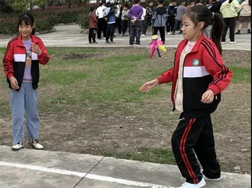 为中国足球梦想助力,为农村孩子筑梦爱心公益活动