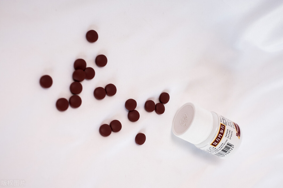 65岁老人吃丹参怎样,长期服用丹参片清理血管