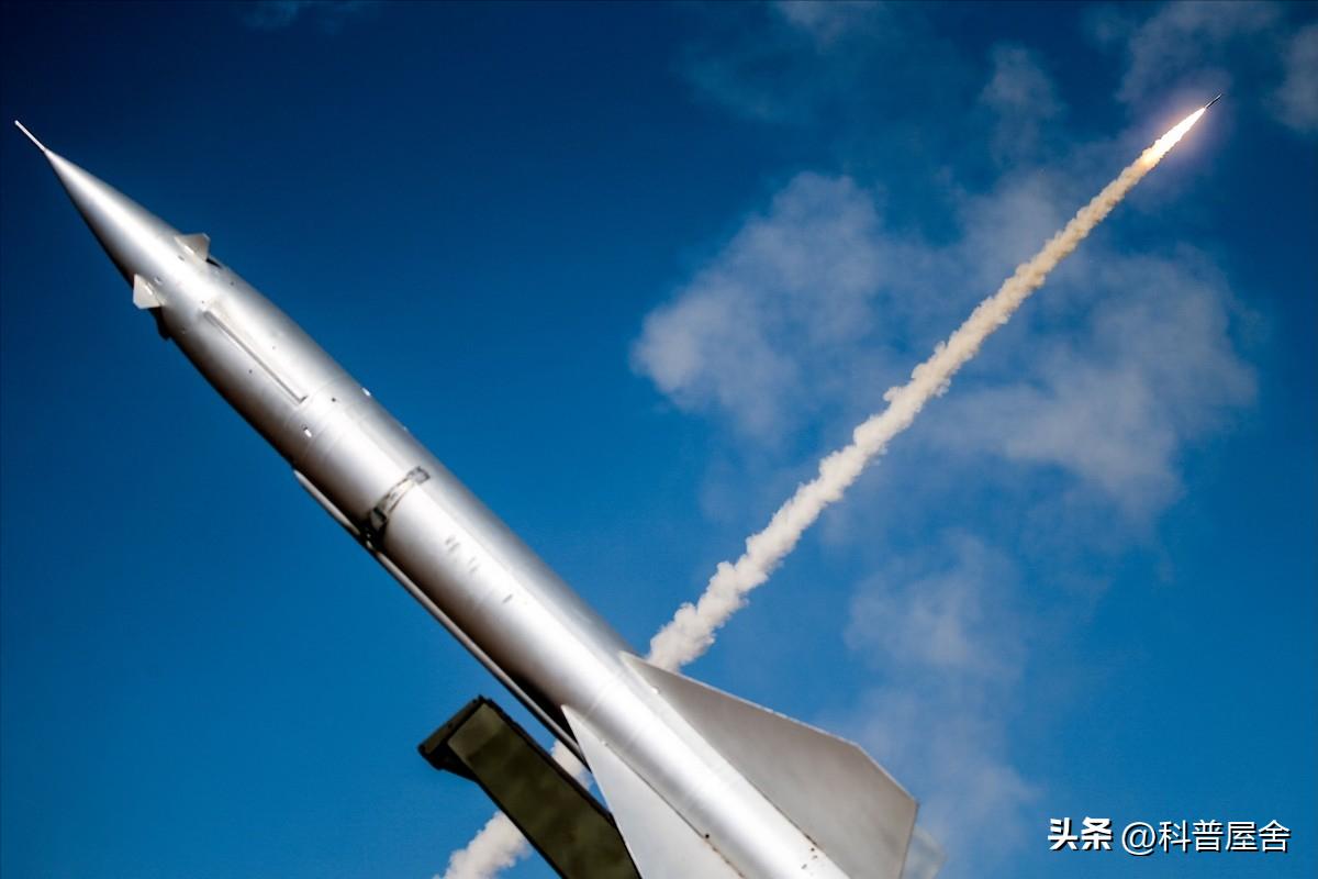 导弹形状,导弹的弹身主要有几种不同结构