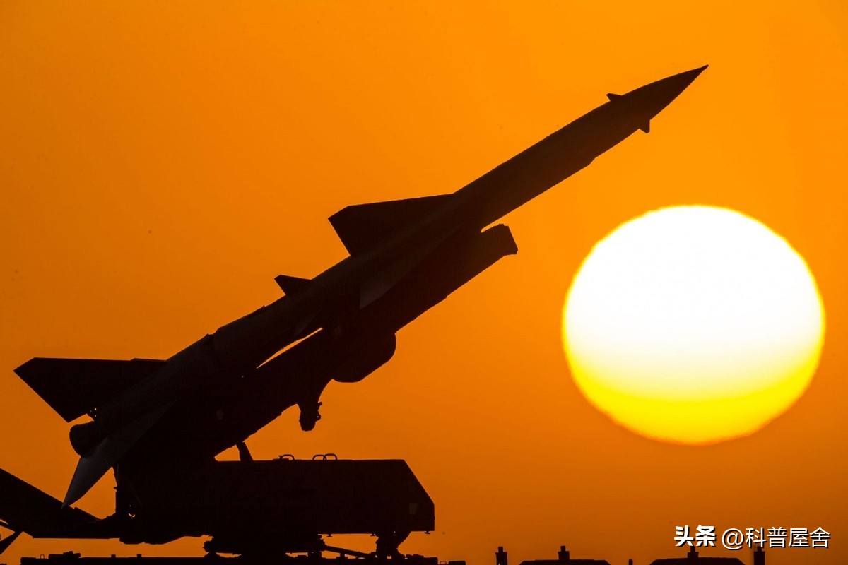 导弹形状,导弹的弹身主要有几种不同结构