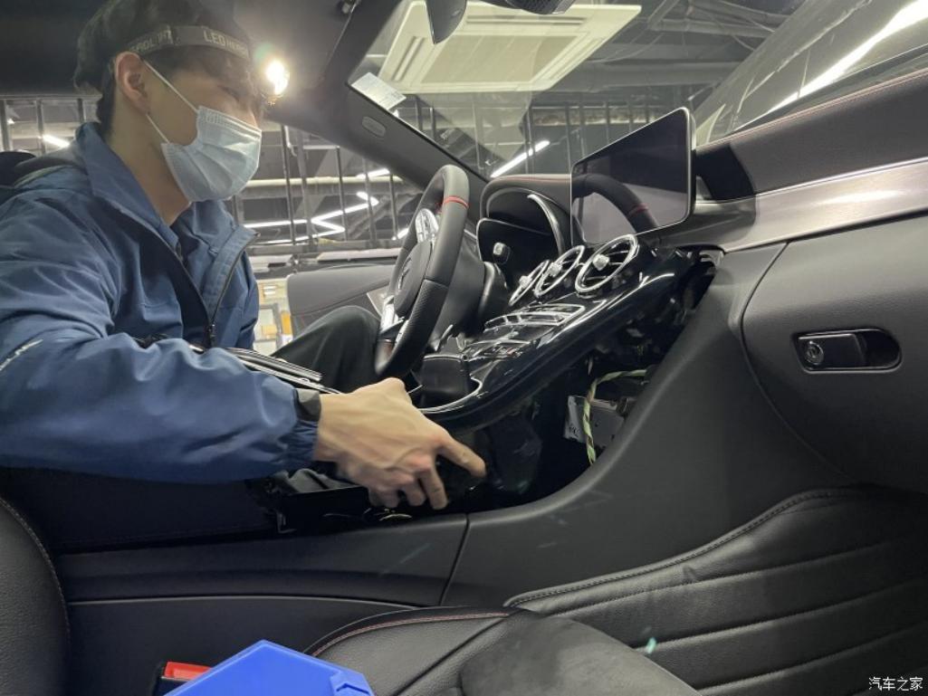 奔驰c43amgcoupe内饰改装,奔驰c43旅行版改装大包围