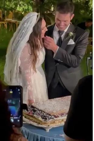 英超女神凯莉•布鲁克：7年感情长跑，如今终于迎来浪漫婚礼