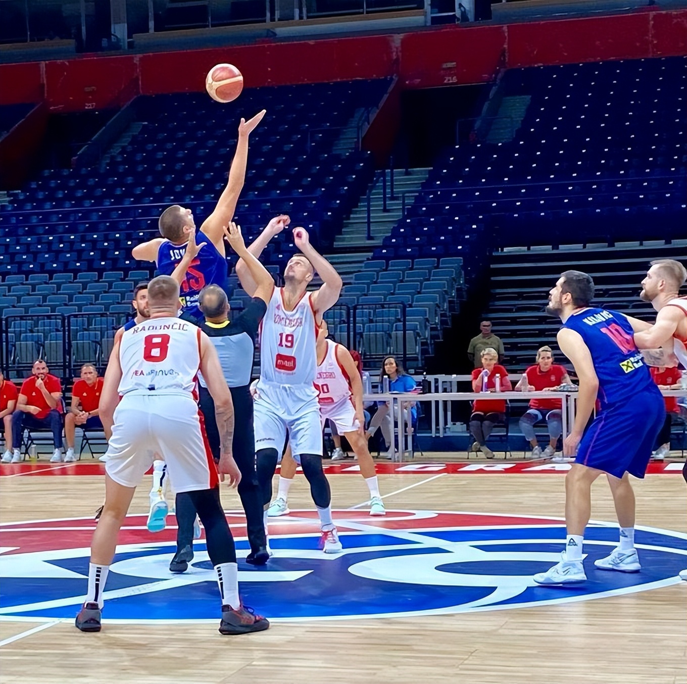 塞尔维亚约基奇和东契奇,约基奇东契奇字母哥国际阵容