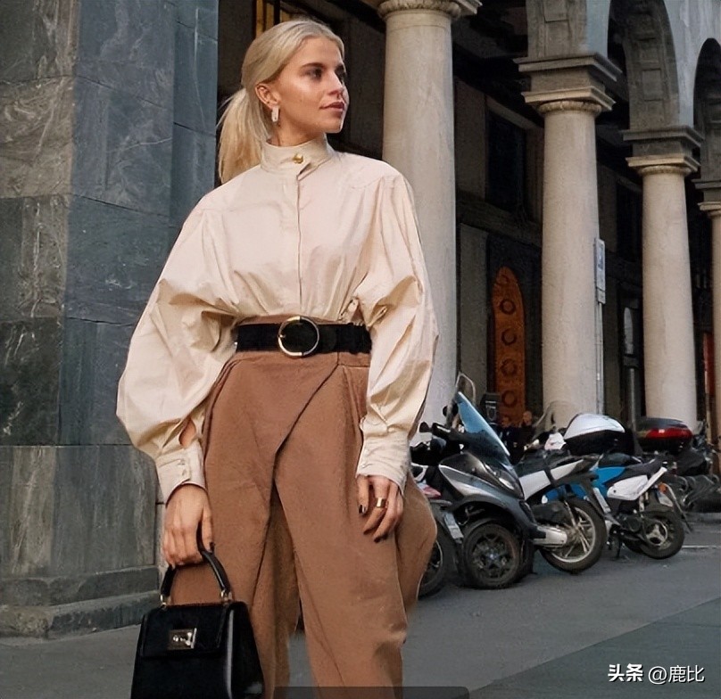 适合大学生背的轻奢包1000以内 (适合春天背的包平价大容量)