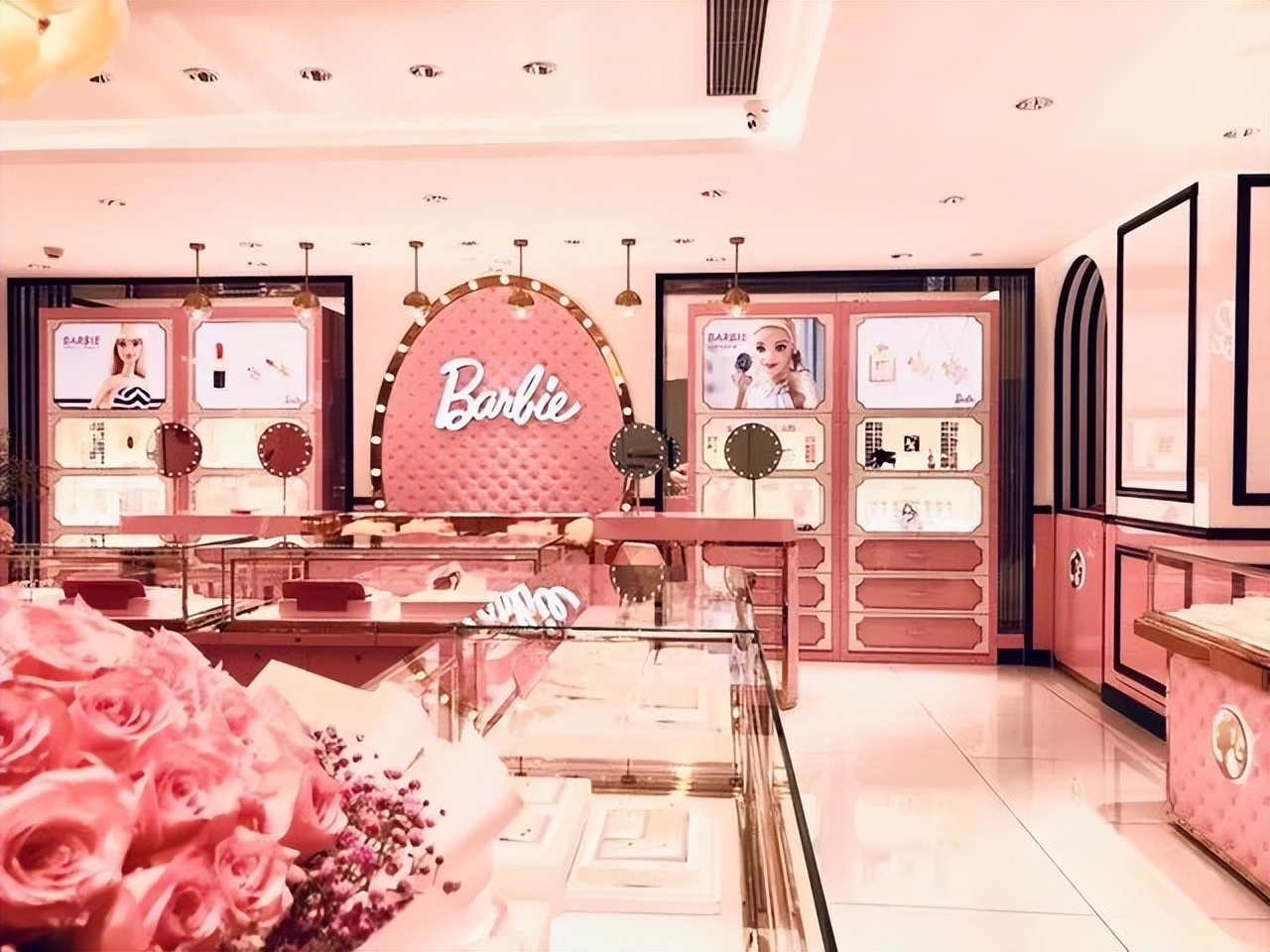 用这份珠宝店攻略开启十一长假的惊喜之旅