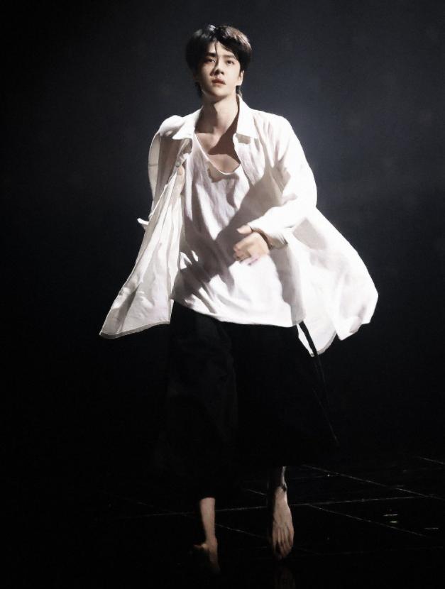 今年央视和湖南跨年哪个好,湖南卫视跨年晚会央视一套