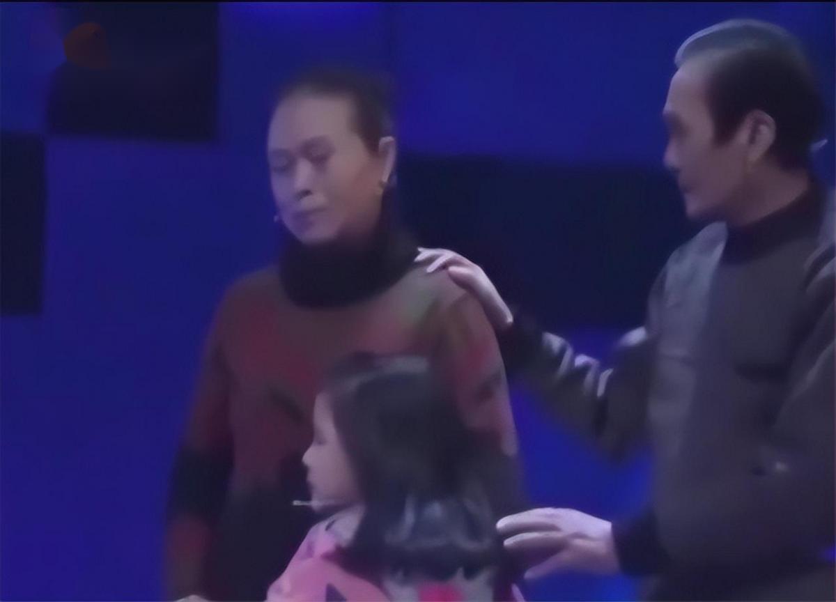 不老女孩曾玉珊现在有多高,花季少女曾玉珊逆生长变孩童