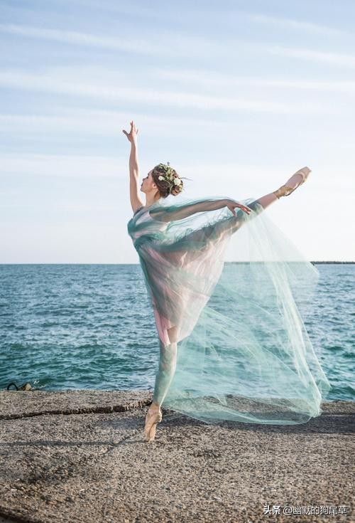 芭蕾舞为什么用脚尖跳舞,为什么要踮脚跳舞