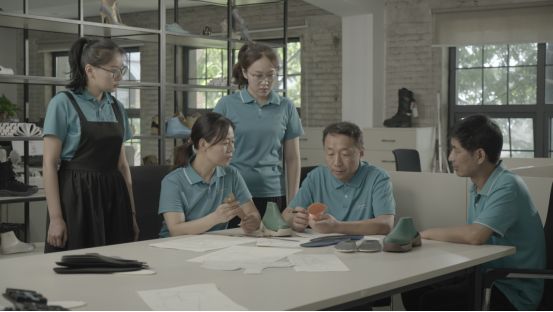 3515强人鞋业招商,鞋店如何加盟