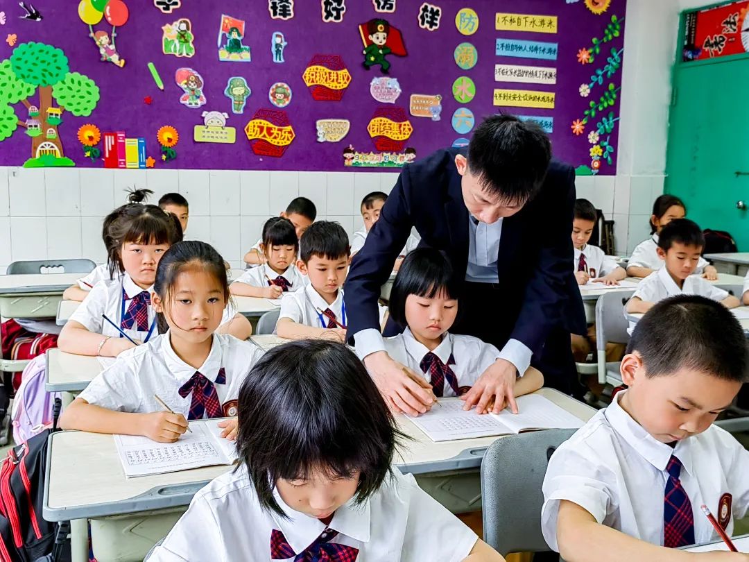 东莞石碣四海学校2018年,东莞石排四海学校招生