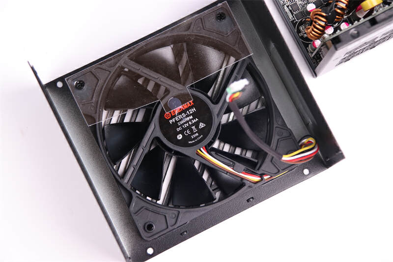 ATX3.0电源新选择,十年保固会自动除尘,安耐美GX1200DF装机体验