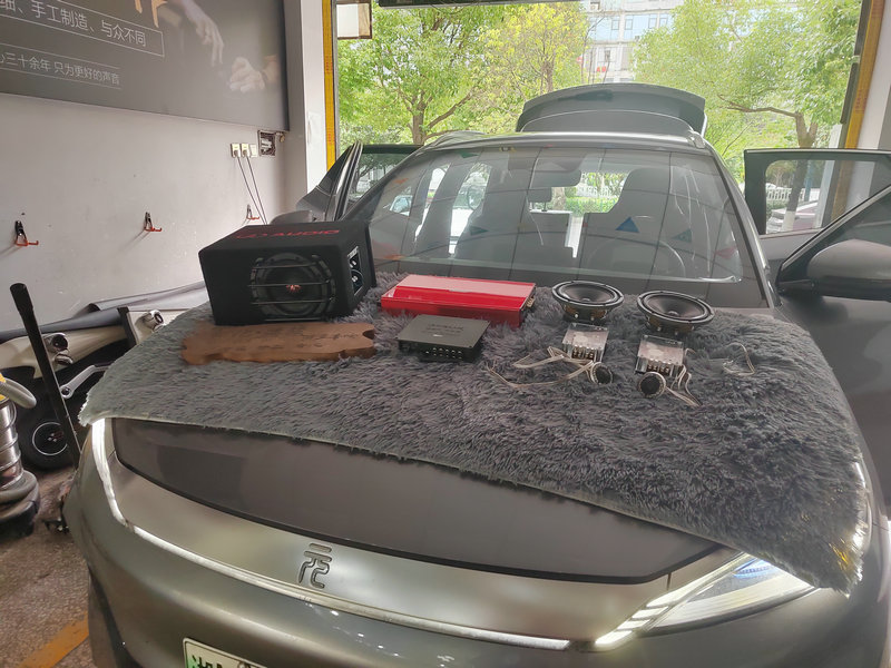比亚迪元音响改装喜力士,比亚迪元改装喇叭多少钱