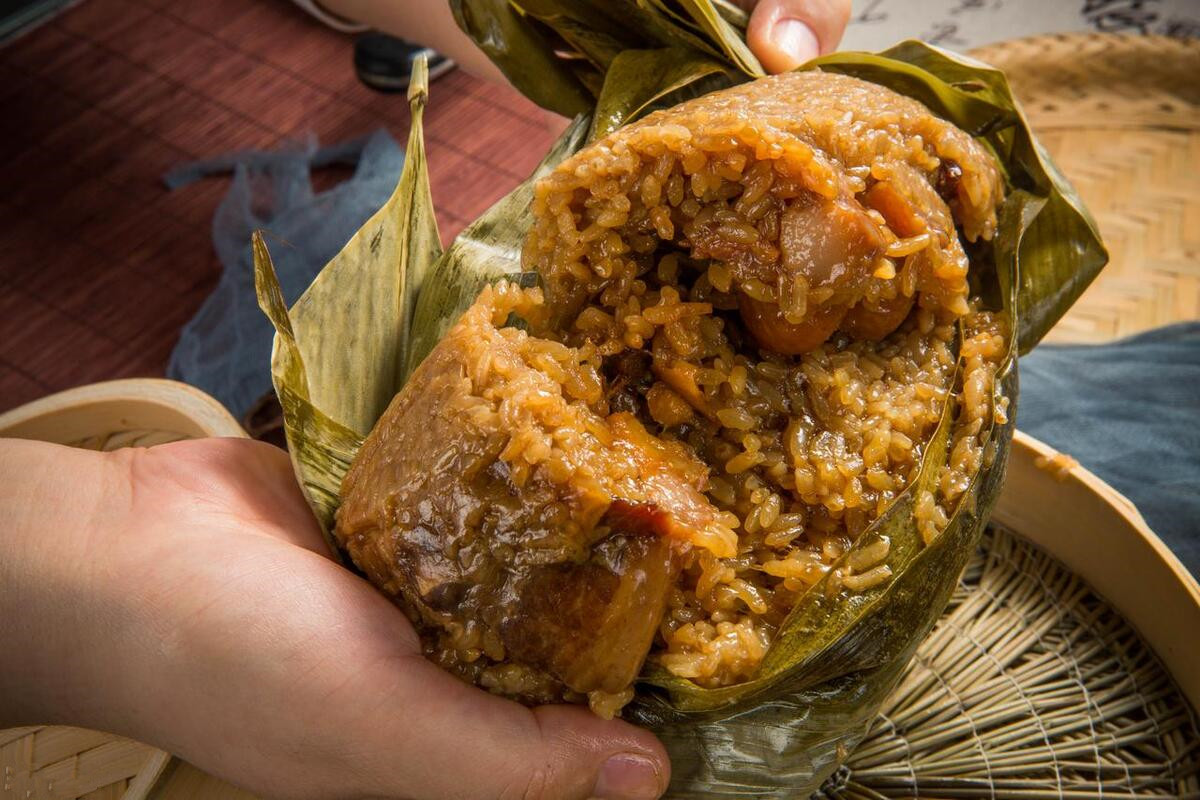 端午节粽子用热水还是用凉水煮,端午节粽子冷水下锅还是热水下锅