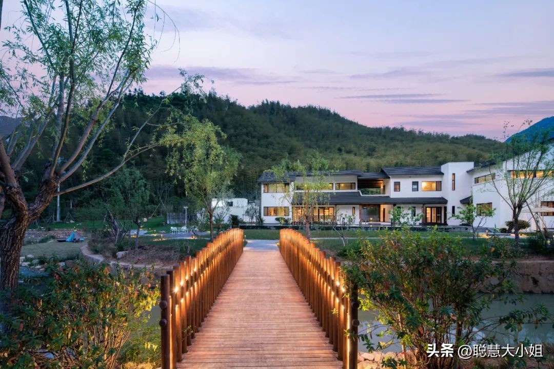 去安吉住哪个酒店离各景区比较近,去安吉哪种酒店最好玩